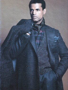 Jeffrey Banks (India) Men's Vintage88 Charcoal Plaid (2) Button Vintage Blazer